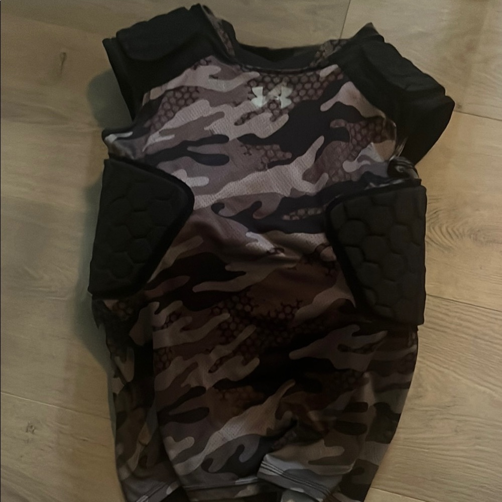 Under Armour Padded Undershirt - Football